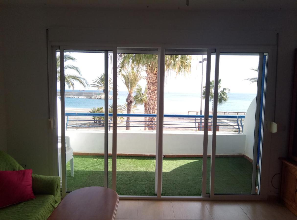 Apartamento Primera Linea...Increible Apartamento. كاربونيذاس المظهر الخارجي الصورة