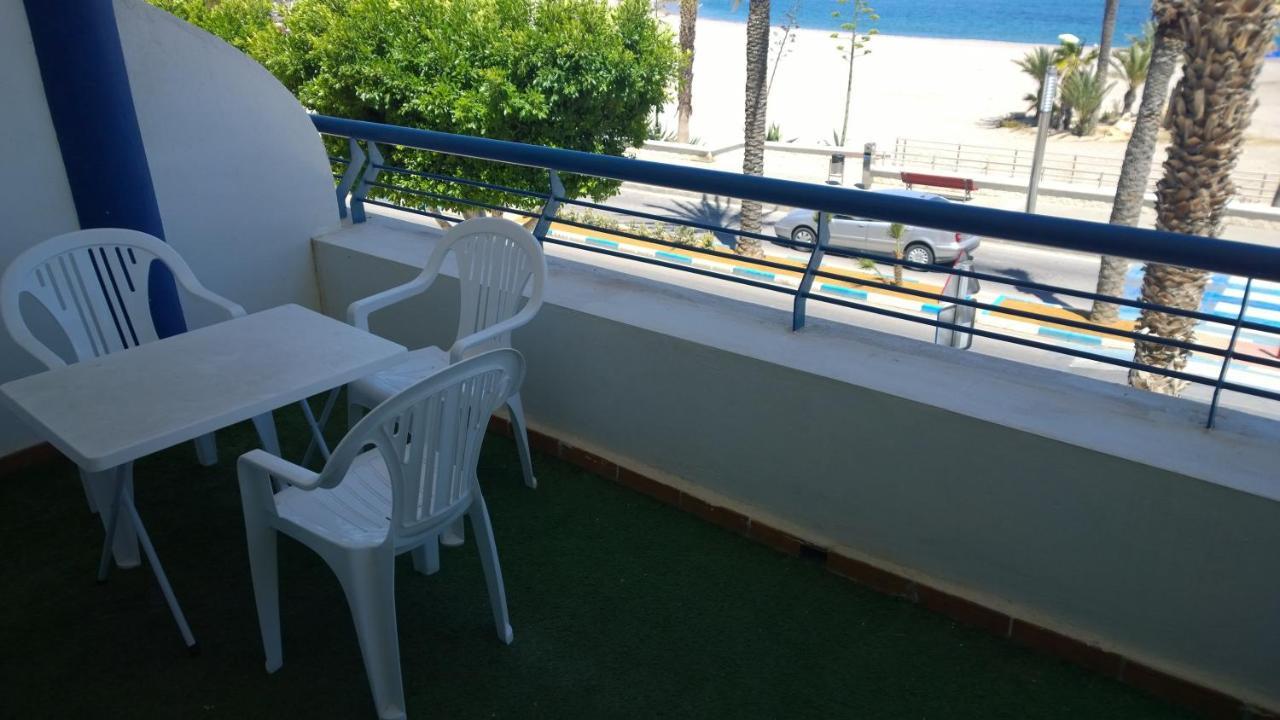 Apartamento Primera Linea...Increible Apartamento. كاربونيذاس المظهر الخارجي الصورة