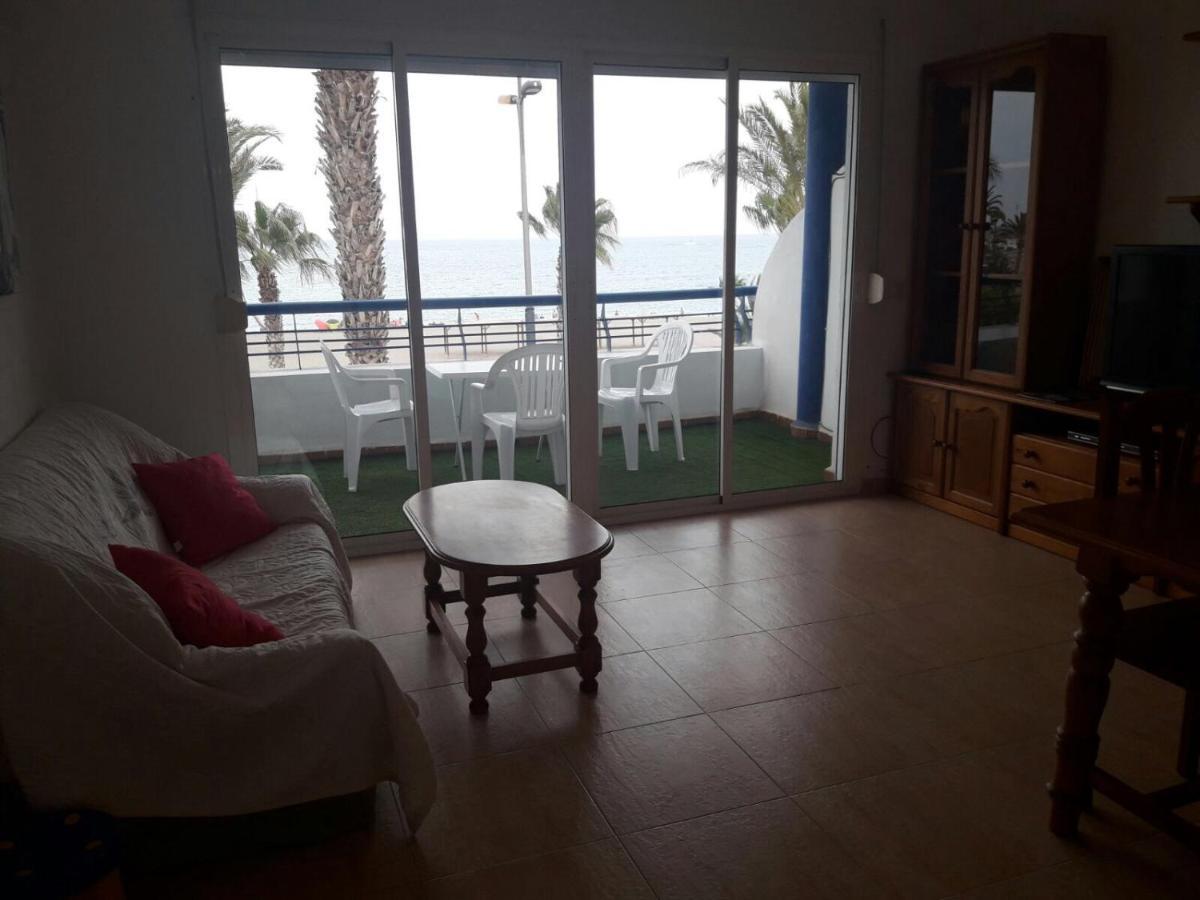 Apartamento Primera Linea...Increible Apartamento. كاربونيذاس المظهر الخارجي الصورة